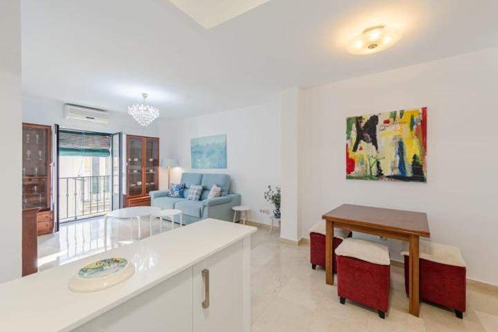 Piso en alquiler en Sevilla, Arenal - Museo - Tetuán photo 0