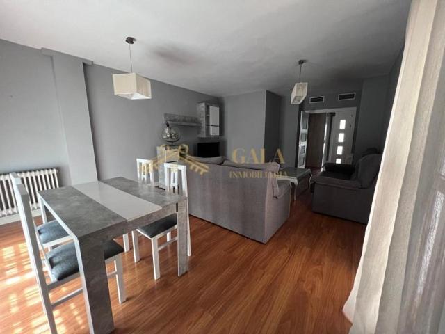 Piso en alquiler en Cáceres photo 0