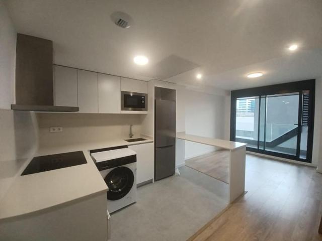 Piso en alquiler en Valencia, Malilla photo 0