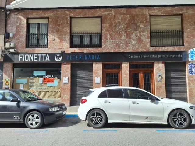 Local comercial en alquiler en Elche, Corazon de Jesus photo 0