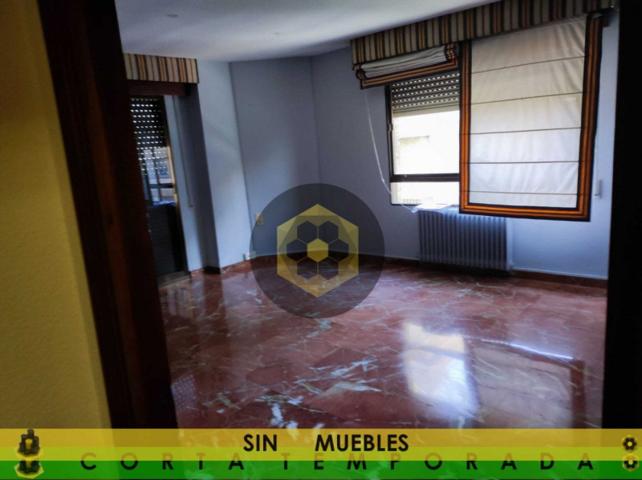 Oficina en alquiler en Granada, San Antón photo 0