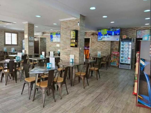 Local comercial en alquiler en Mallorca, Portixol-Molinar photo 0