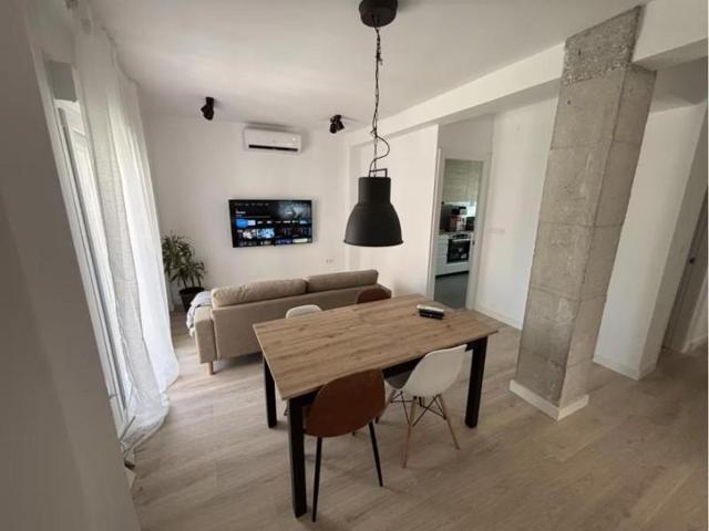 Piso en alquiler en Granada, Arabial photo 0