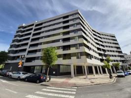Local comercial en alquiler en Oviedo photo 0