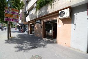 Local comercial en alquiler en Granada, Palacio de Congresos photo 0