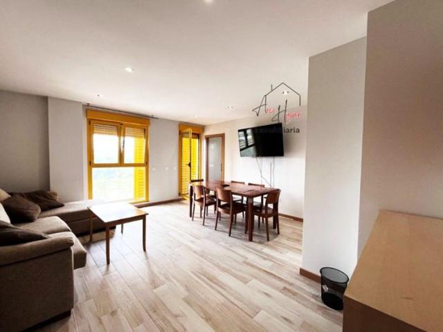 Piso en alquiler en Salamanca, Huerta Otea photo 0