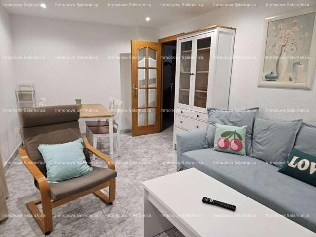 Apartamento en alquiler en Salamanca, Avenida Villamayor photo 0