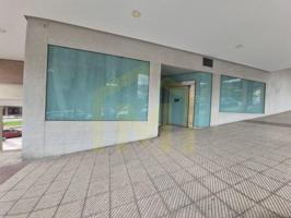 Local comercial en alquiler en Oviedo photo 0