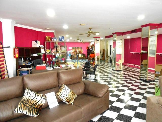 Local comercial en alquiler en Alhaurín el Grande photo 0