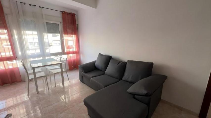 Piso en alquiler en Granada, Arabial photo 0