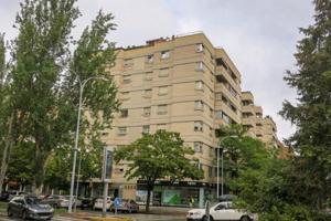 Piso en alquiler en Pamplona, Iturrama photo 0