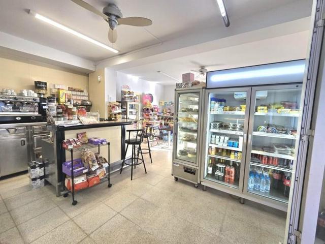 Local comercial en alquiler en el Masnou, Centro photo 0