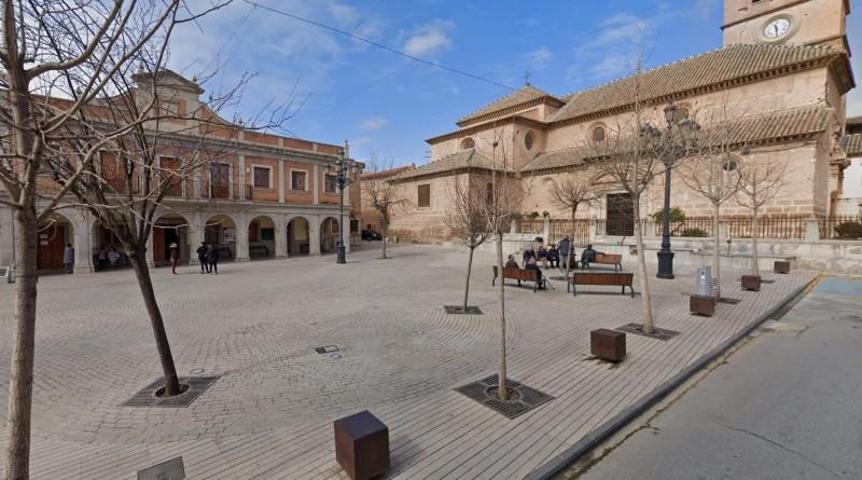 Local comercial en alquiler en Albolote, CENTRO photo 0