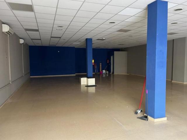 Local comercial en alquiler en Terrassa, Sant Pere Nord photo 0