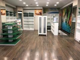 Local comercial en alquiler en Tudela, Centro photo 0