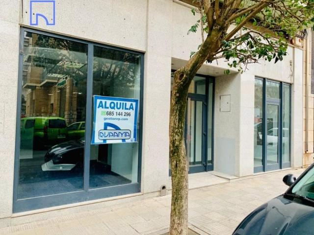 Local comercial en alquiler en Tudela, Avenida Santa Ana photo 0