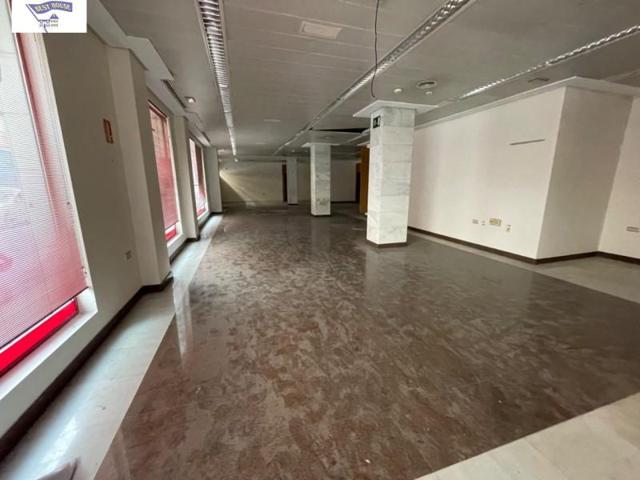 Local comercial en venta en Albacete, Centro-Villacerrada photo 0