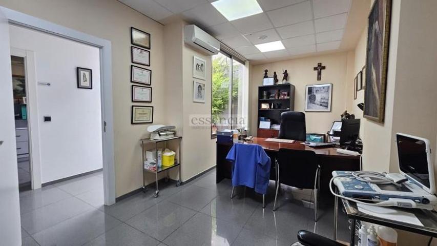 Local comercial en alquiler en Palmera, Palmera photo 0