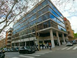 Oficina en alquiler en Barcelona, Turo Park photo 0