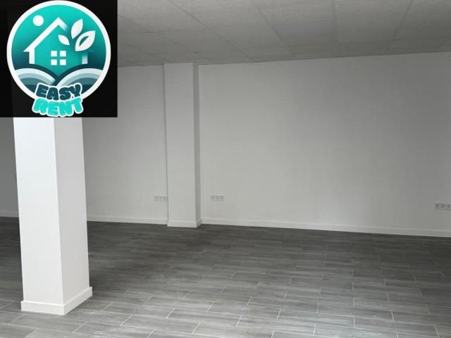 Local comercial en alquiler en Alicante, Carolinas Altas photo 0