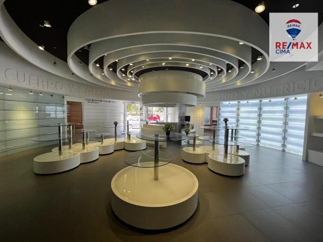 Local comercial en alquiler en Loja, CENTRO photo 0