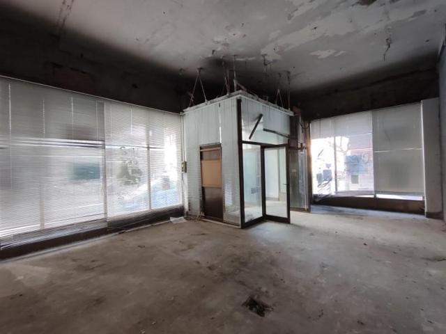 Local comercial en alquiler en Bilbao, Sarriko photo 0