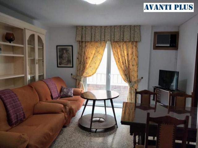 Piso en alquiler en Granada, Camino de ronda photo 0