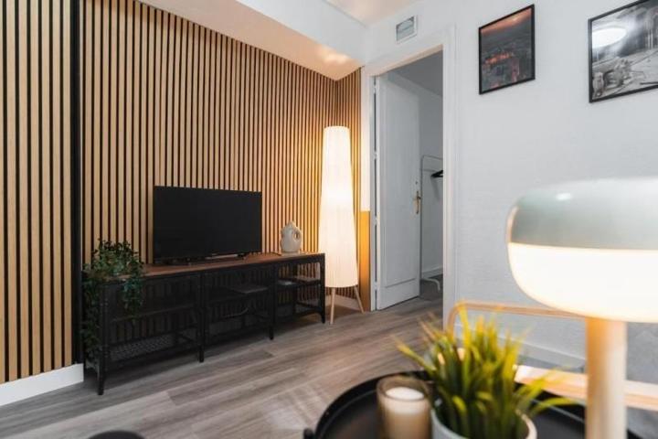 Piso en alquiler en Granada, Gran via photo 0