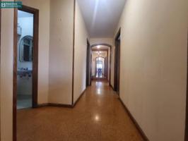 Piso en alquiler en Santiago de Compostela, Ensanche photo 0