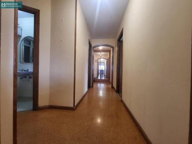 Piso en alquiler en Santiago de Compostela, Ensanche photo 0