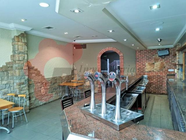 Local comercial en alquiler en Lugo photo 0