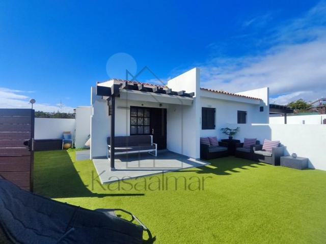 Bungalow en alquiler en San Bartolomé de Tirajana photo 0