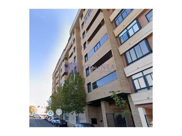 Local comercial en alquiler en Cáceres photo 0