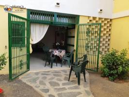 Apartamento en alquiler en San Bartolomé de Tirajana, Playa del Ingles photo 0