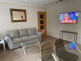 Piso en alquiler en Salamanca, Comuneros photo 0