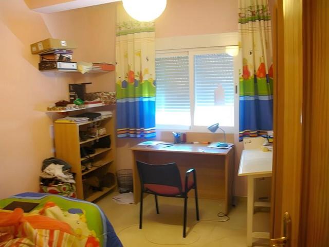 Piso en alquiler en Granada, Arabial photo 0