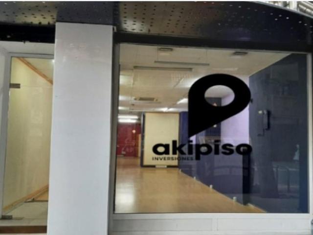 Local comercial en alquiler en Valencia, Mont-Olivet photo 0