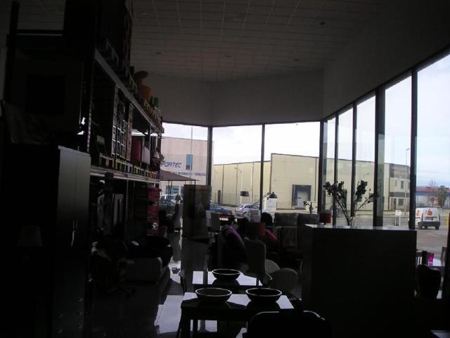 Local comercial en alquiler en Zafra, Zafra photo 0