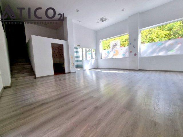 Local comercial en alquiler en Badajoz, Valdepasillas photo 0