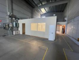 Nave industrial en alquiler en Tarragona, Tarragona photo 0