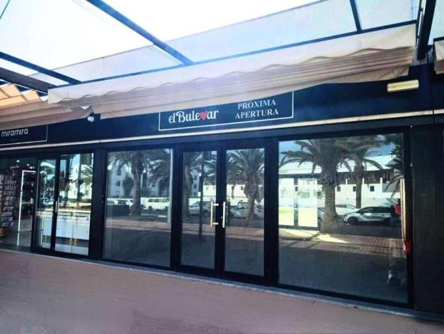 Local comercial en alquiler en Costa Teguise, Costa Teguise photo 0