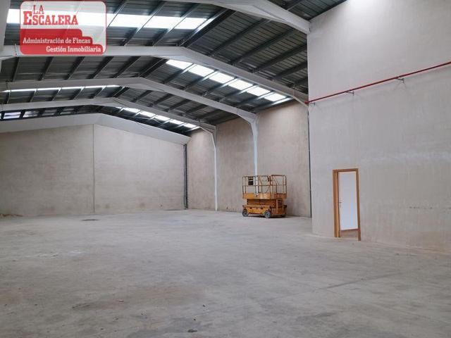 Nave industrial en alquiler en Castalla, Comunidad valenciana photo 0