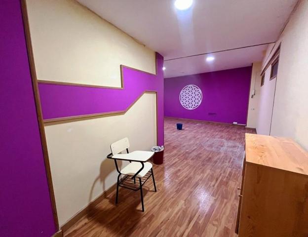 Local comercial en alquiler en Granada, Constitucion photo 0