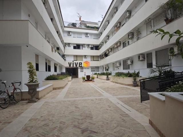 Piso en alquiler en Sevilla, Arenal - Museo photo 0