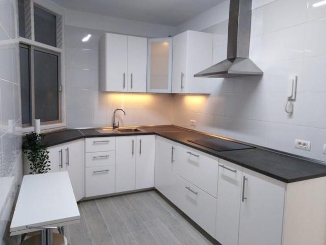 Piso en alquiler en Santa Cruz de Tenerife, Salamanca photo 0