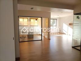 Oficina en alquiler en Málaga photo 0