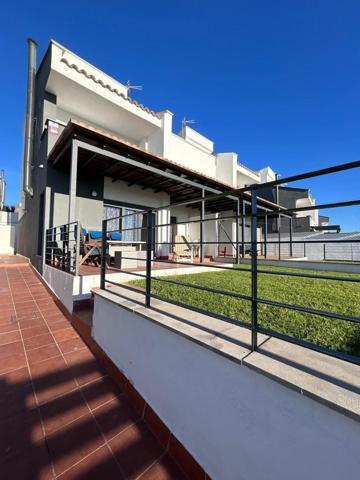 Bungalow en alquiler en Guillena, Hato verde photo 0