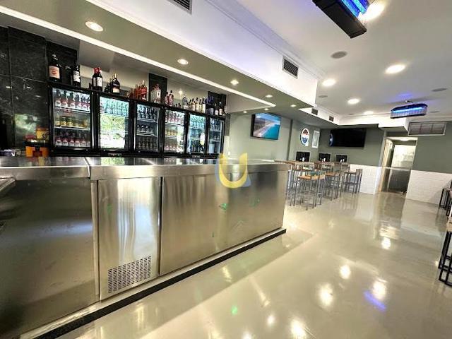 Local comercial en alquiler en Madrid photo 0