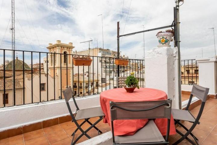 Piso en alquiler en Valencia, El Mercat photo 0