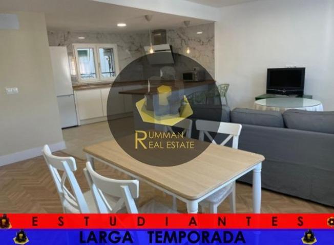 Piso en alquiler en Granada, Reyes Catolicos photo 0